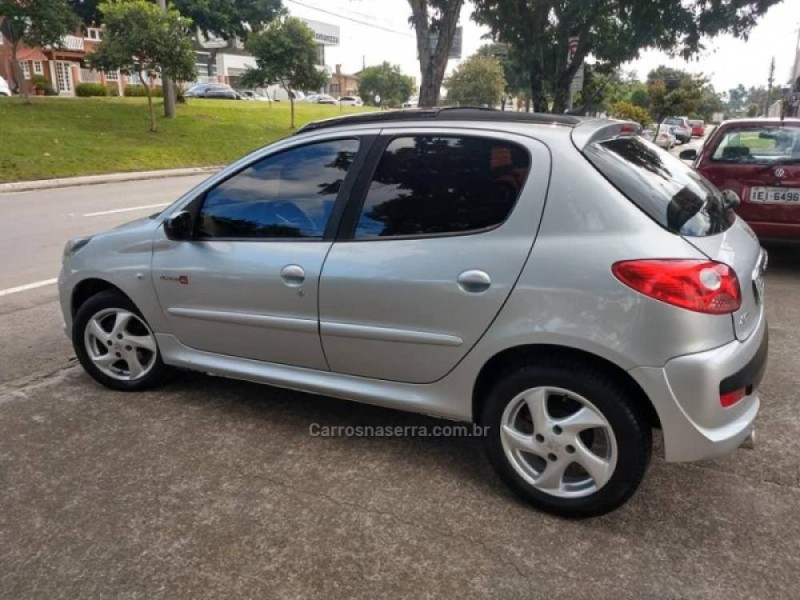 207 1.4 QUIKSILVER 8V FLEX 4P MANUAL - 2011 - CAXIAS DO SUL