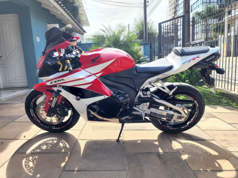 CBR 600RR  - 2012 - BENTO GONçALVES
