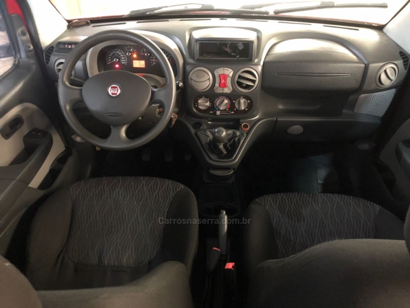 DOBLÓ 1.4 MPI ATTRACTIVE 8V FLEX 4P MANUAL 7 LUGARES - 2013 - DOIS IRMãOS