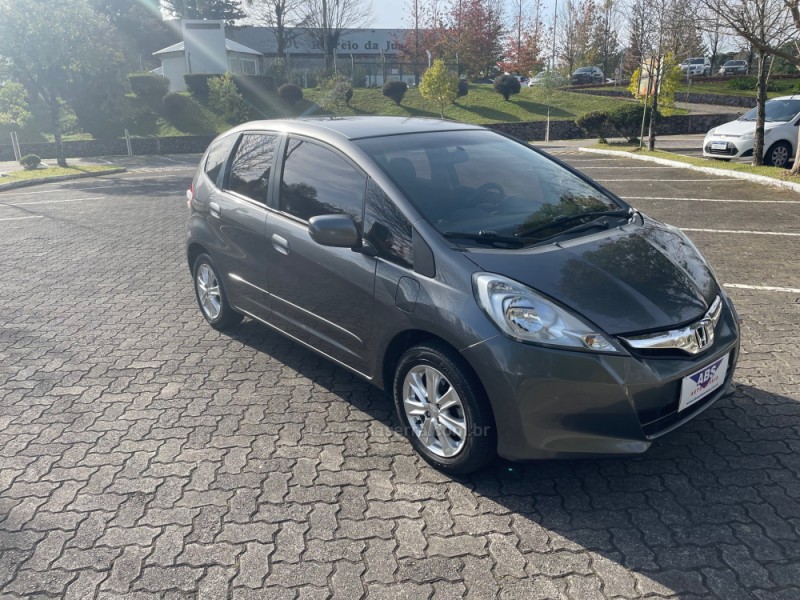 fit 1.4 lx 8v flex 4p manual 2013 caxias do sul