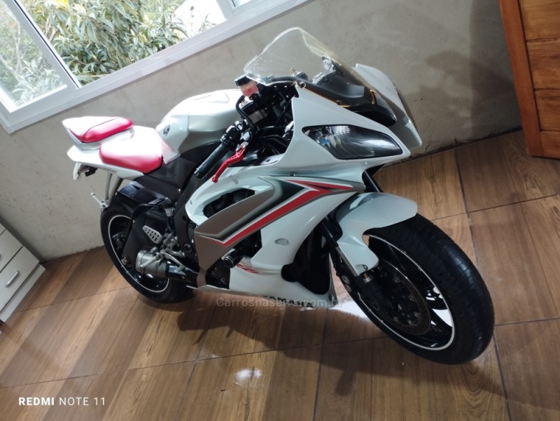 YZF R6