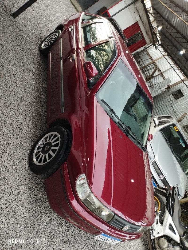 POINTER 1.8 GLI 8V GASOLINA 4P MANUAL - 1996 - CAXIAS DO SUL