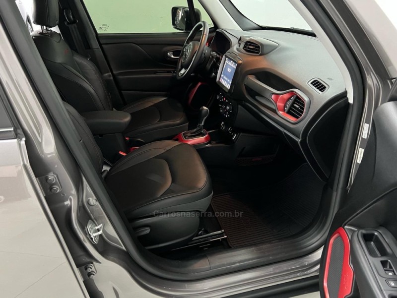 RENEGADE 2.0 16V TURBO DIESEL TRAILHAWK 4P 4X4 AUTOMÁTICO - 2020 - BENTO GONçALVES
