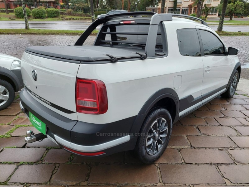 SAVEIRO 1.6 CROSS CD 16V FLEX 2P MANUAL - 2017 - VERANóPOLIS