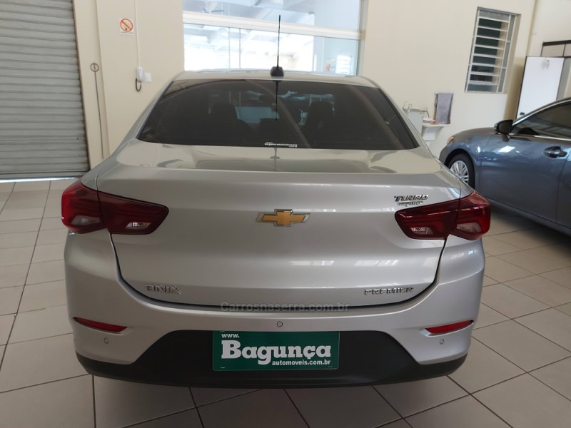 ONIX  1.0	PREMIER PLUS 12V TURBO FLEX 4P AUTOMÁTICO - 2021 - NOVO HAMBURGO