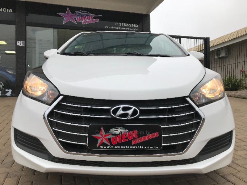 HB20S 1.6 COMFORT PLUS 16V FLEX 4P MANUAL - 2017 - TEUTôNIA