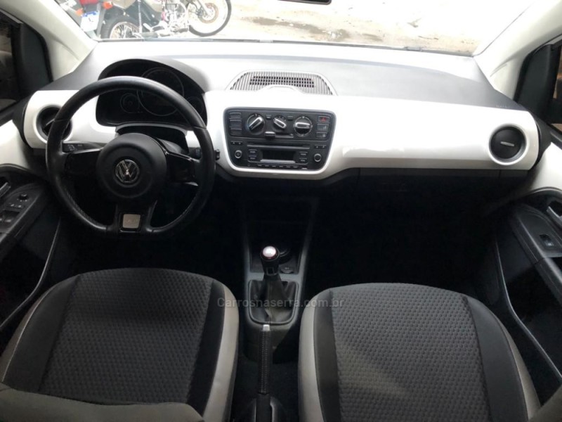 UP 1.0 TSI CROSS 12V FLEX 4P MANUAL - 2017 - TRêS COROAS