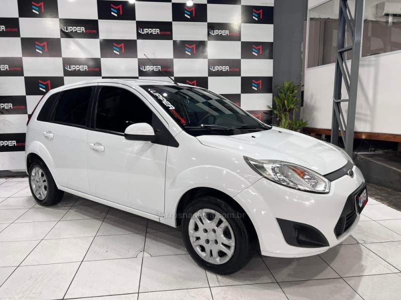 FIESTA 1.6 MPI 8V GASOLINA 4P MANUAL - 2013 - PORTãO
