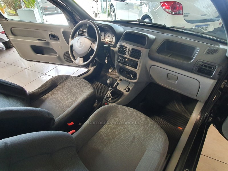 CLIO 1.0 CAMPUS 16V FLEX 2P MANUAL - 2010 - FARROUPILHA