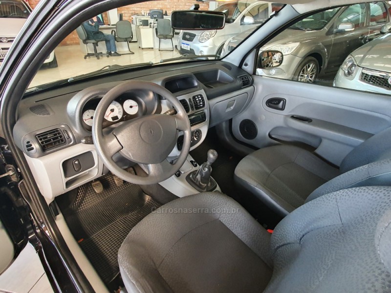 CLIO 1.0 CAMPUS 16V FLEX 2P MANUAL - 2010 - FARROUPILHA