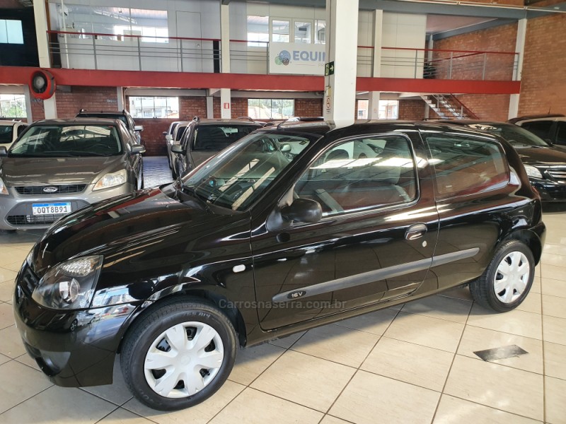 CLIO 1.0 CAMPUS 16V FLEX 2P MANUAL - 2010 - FARROUPILHA