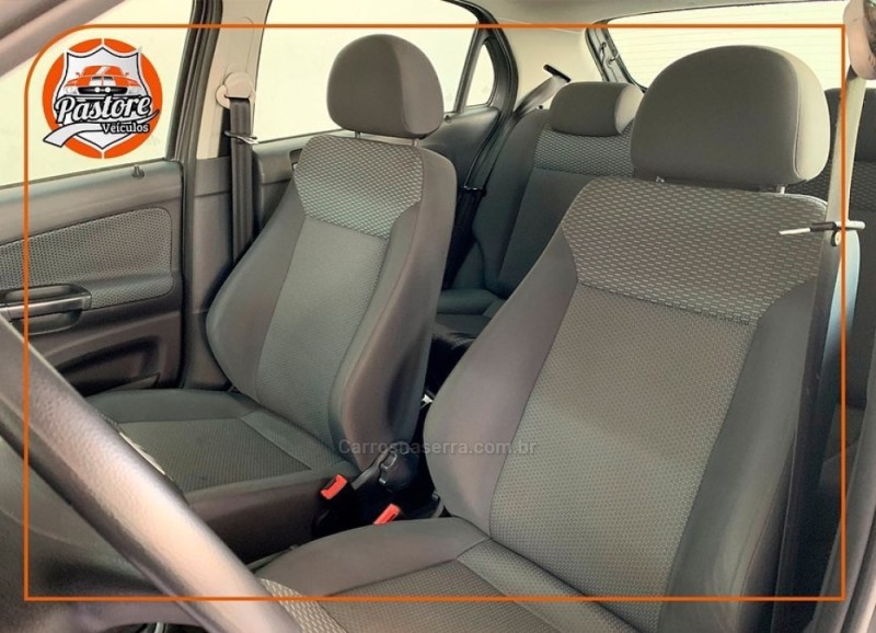 GOL 1.0 MI TREND 8V FLEX 4P MANUAL - 2012 - VACARIA