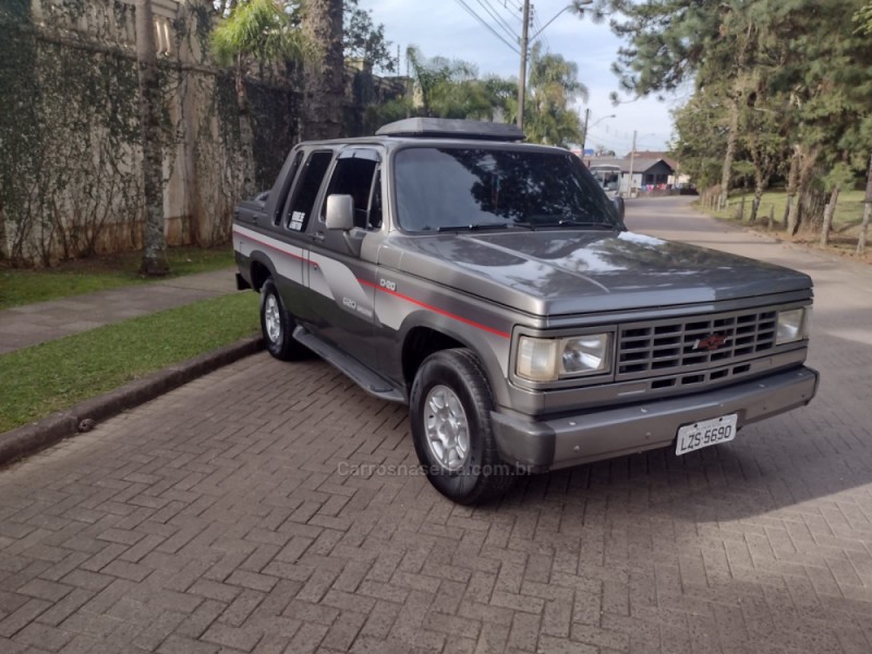 D20 4.0 CUSTOM DE LUXE CD 8V DIESEL 2P MANUAL