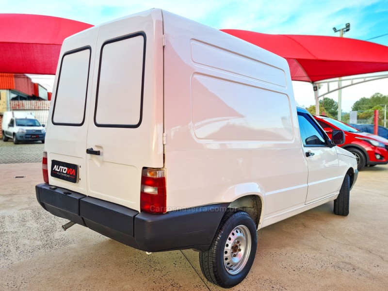 FIORINO 1.3 FURGÃO 8V GASOLINA 2P MANUAL - 2013 - SAPIRANGA