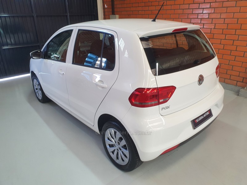 FOX 1.0 MI COMFORTLINE 8V FLEX 4P MANUAL - 2017 - BENTO GONçALVES