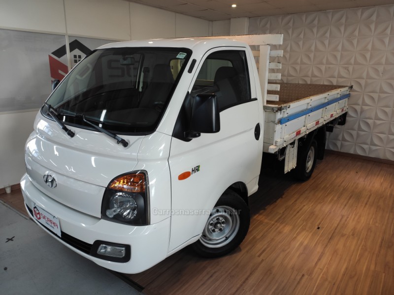 HR 2.5 LONGO COM CAÇAMBA 4X2 16V 130CV TURBO INTERCOOLER DIESEL 2P MANUAL