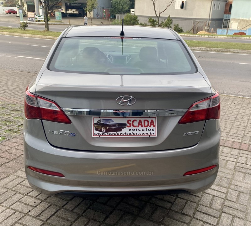 HB20S 1.6 COMFORT PLUS 16V FLEX 4P MANUAL - 2018 - CAXIAS DO SUL