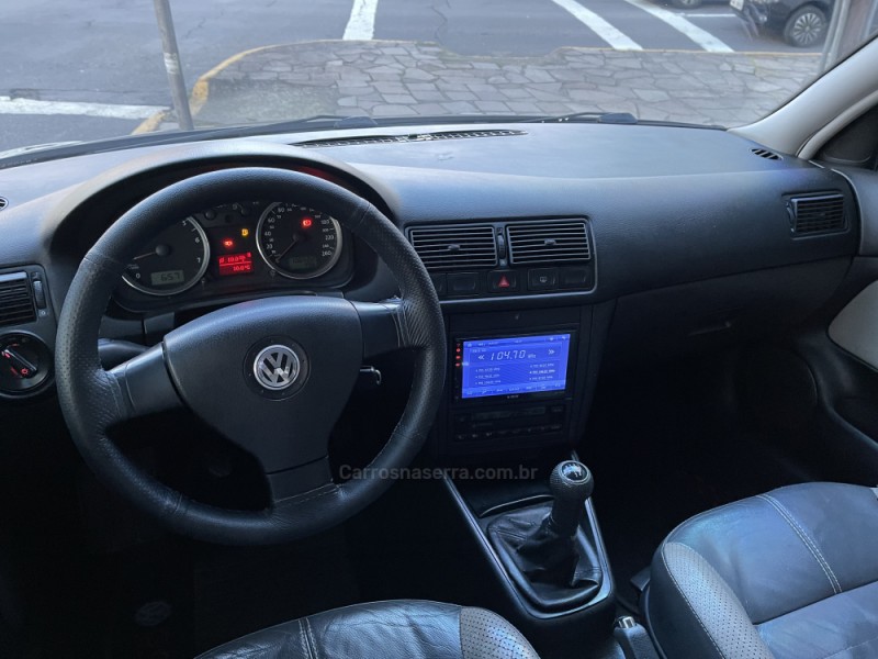 GOLF 1.6 MI SPORTLINE 8V FLEX 4P MANUAL - 2008 - CAXIAS DO SUL