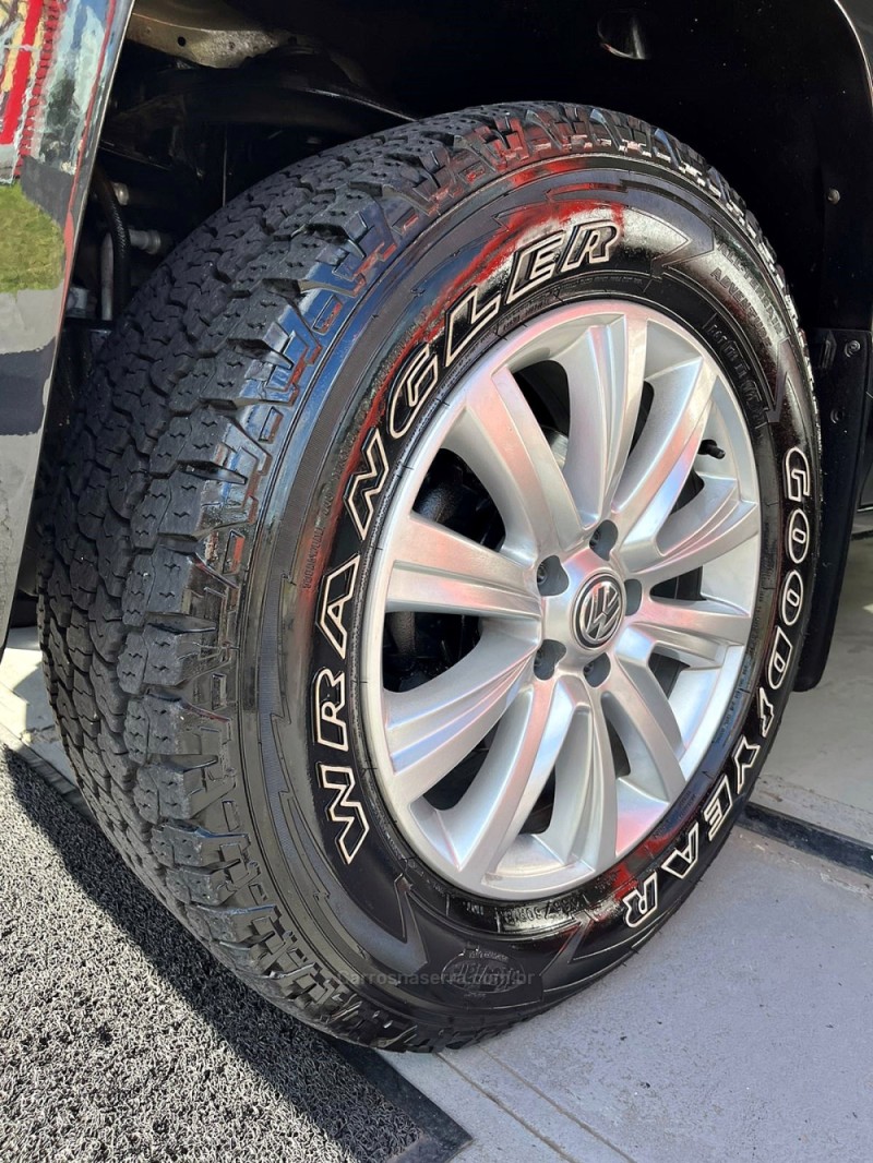 AMAROK 2.0 HIGHLINE 4X4 CD 16V TURBO INTERCOOLER DIESEL 4P MANUAL - 2011 - CAXIAS DO SUL