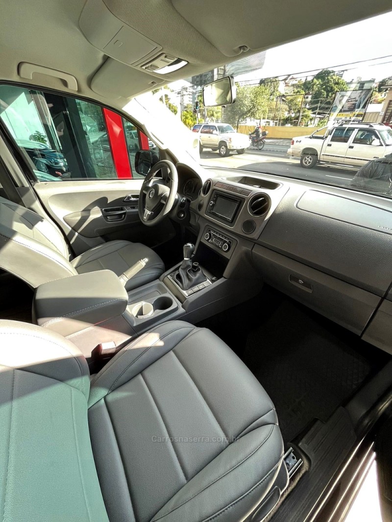 AMAROK 2.0 HIGHLINE 4X4 CD 16V TURBO INTERCOOLER DIESEL 4P MANUAL - 2011 - CAXIAS DO SUL