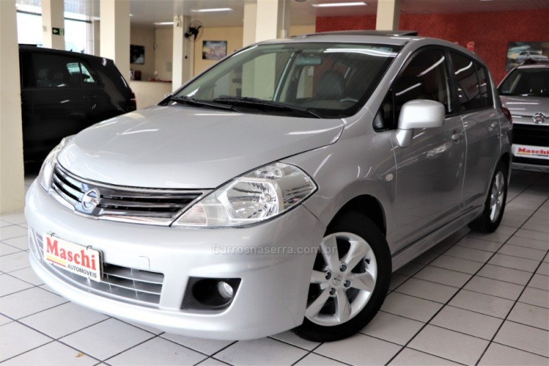 tiida 1.8 sl 16v flex 4p automatico 2013 caxias do sul