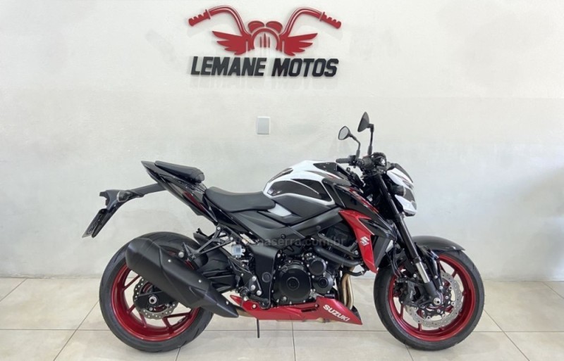 gsxs 750 za 2022 tres coroas