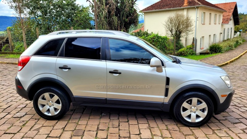 CAPTIVA 2.4 FWD SPORT 16V GASOLINA 4P AUTOMÁTICO - 2011 - IVOTI