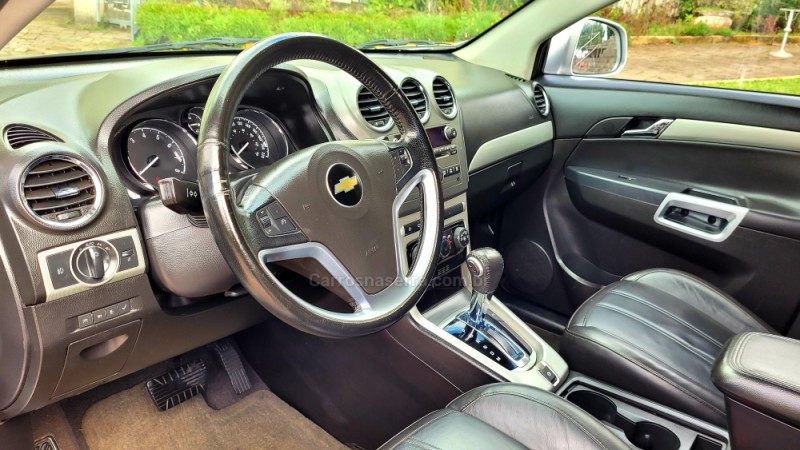 CAPTIVA 2.4 FWD SPORT 16V GASOLINA 4P AUTOMÁTICO - 2011 - IVOTI
