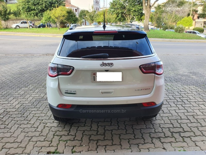 COMPASS 2.0 16V DIESEL LIMITED 4X4 AUTOMÁTICO - 2018 - FARROUPILHA
