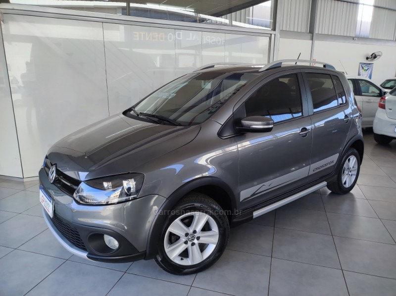 CROSSFOX 1.6 MI FLEX 8V 4P MANUAL - 2011 - TAPEJARA