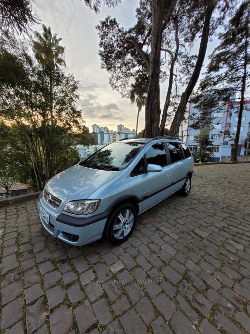 zafira 2.0 mpfi elite 8v flex 4p automatico 2012 caxias do sul