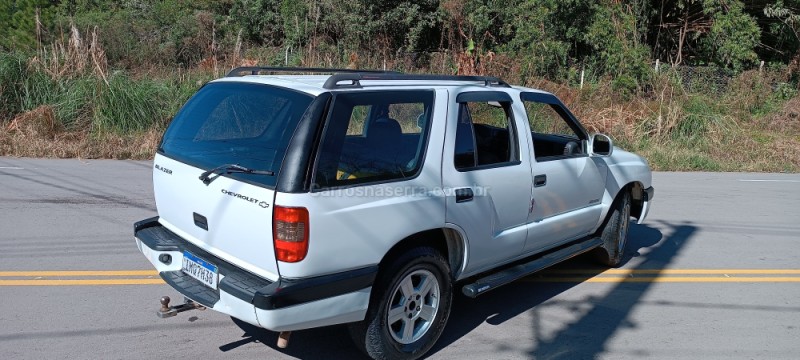BLAZER 2.4 MPFI ADVANTAGE 4X2 8V FLEX 4P MANUAL