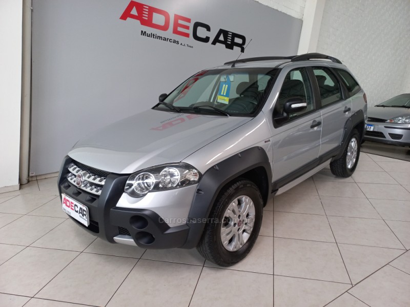PALIO 1.8 MPI ADVENTURE LOCKER WEEKEND 16V FLEX 4P MANUAL - 2011 - FARROUPILHA