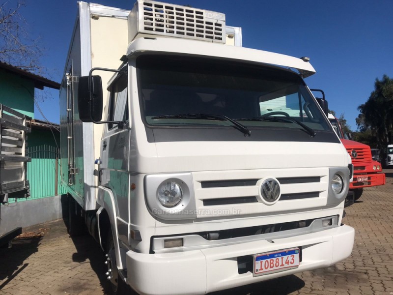 8-150 E DELIVERY - 2007 - PORTãO