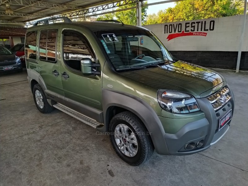 DOBLÓ 1.8 MPI ADVENTURE LOCKER 8V FLEX 4P MANUAL - 2011 - CAXIAS DO SUL