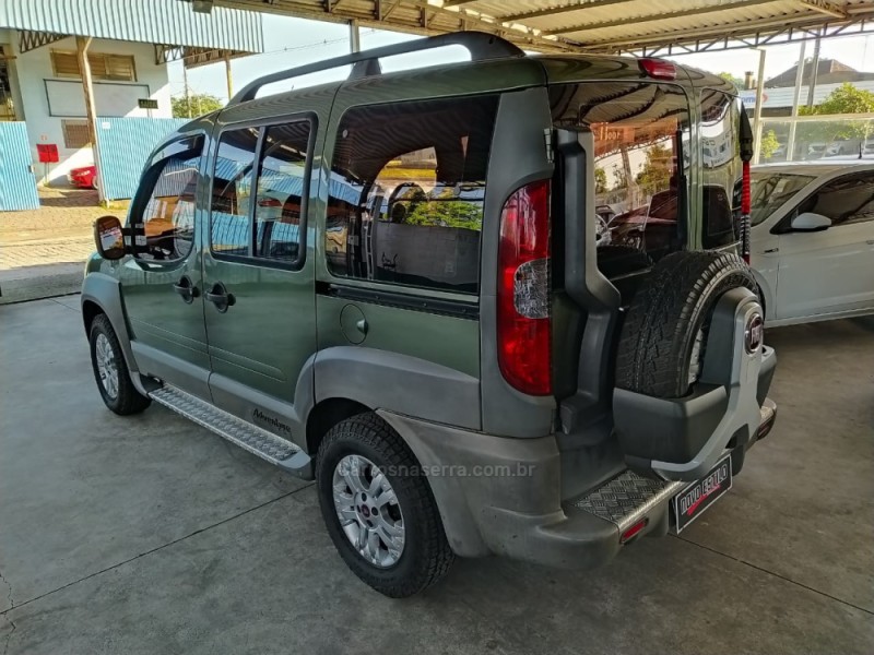 DOBLÓ 1.8 MPI ADVENTURE LOCKER 8V FLEX 4P MANUAL - 2011 - CAXIAS DO SUL