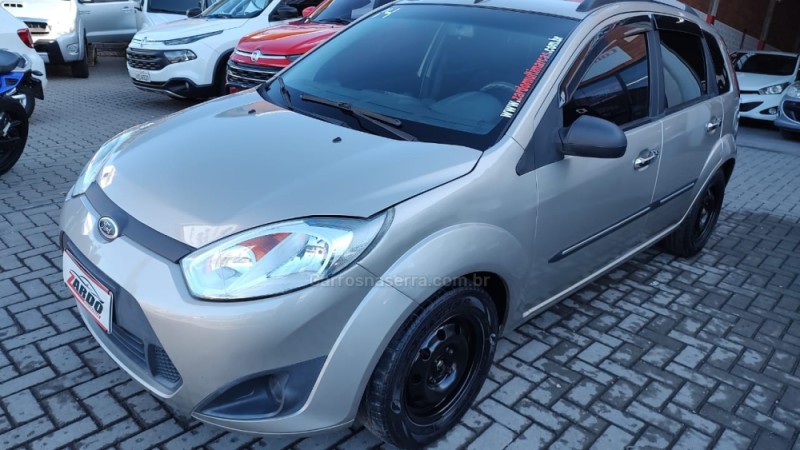 fiesta 1.0 se 8v flex 4p manual 2014 caxias do sul