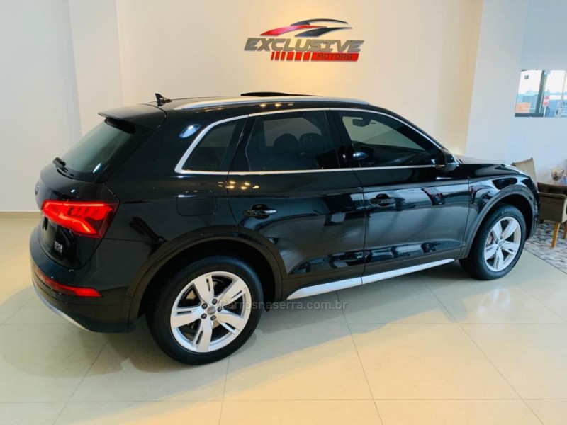 Q5 2.0 TFSI AMBIENTE 16V GASOLINA 4P AUTOMÁTICO - 2018 - CAXIAS DO SUL