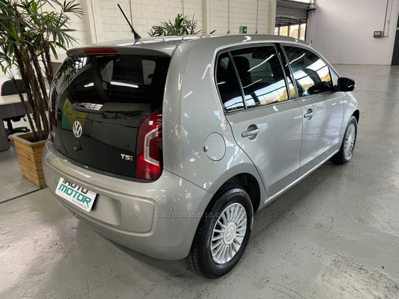 UP 1.0 TSI MOVE UP 12V FLEX 4P MANUAL - 2017 - CAXIAS DO SUL