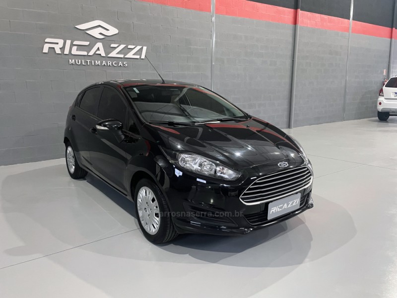 FIESTA 1.6 SE HATCH 16V FLEX 4P MANUAL - 2017 - ESTâNCIA VELHA