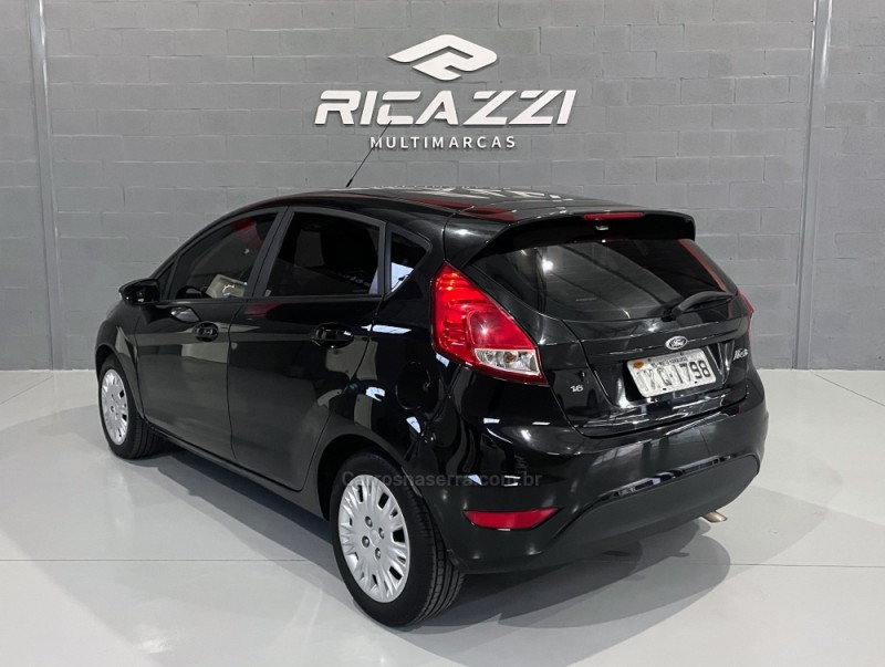 FIESTA 1.6 SE HATCH 16V FLEX 4P MANUAL - 2017 - ESTâNCIA VELHA