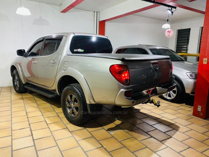 L200 TRITON 3.2 HPE 4X4 CD 16V TURBO INTERCOOLER DIESEL 4P AUTOMÁTICO - 2013 - CAXIAS DO SUL