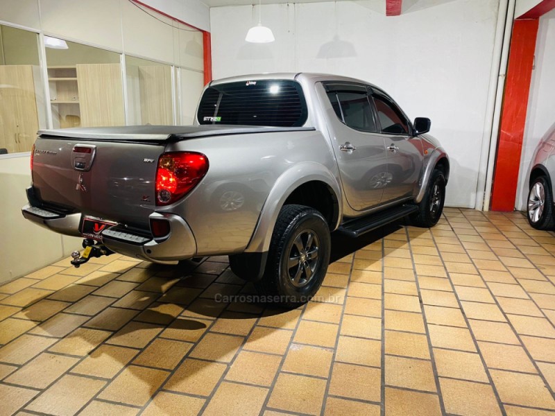 L200 TRITON 3.2 HPE 4X4 CD 16V TURBO INTERCOOLER DIESEL 4P AUTOMÁTICO - 2013 - CAXIAS DO SUL