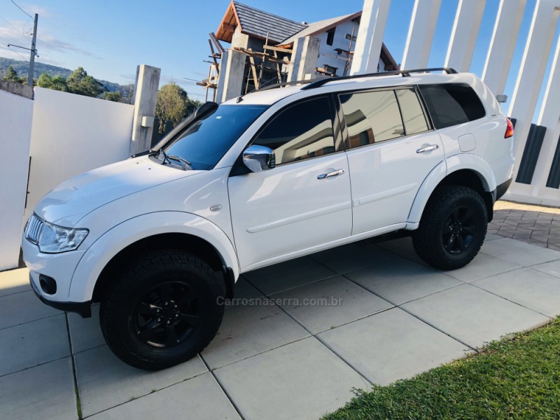 pajero dakar 3.2 hpe 4x4 7 lugares 16v turbo intercooler diesel 4p automatico 2012 nova petropolis