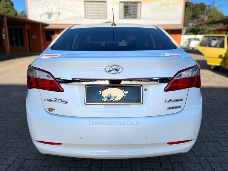 HB20S 1.6 COMFORT PLUS 16V FLEX 4P AUTOMÁTICO - 2015 - CANELA