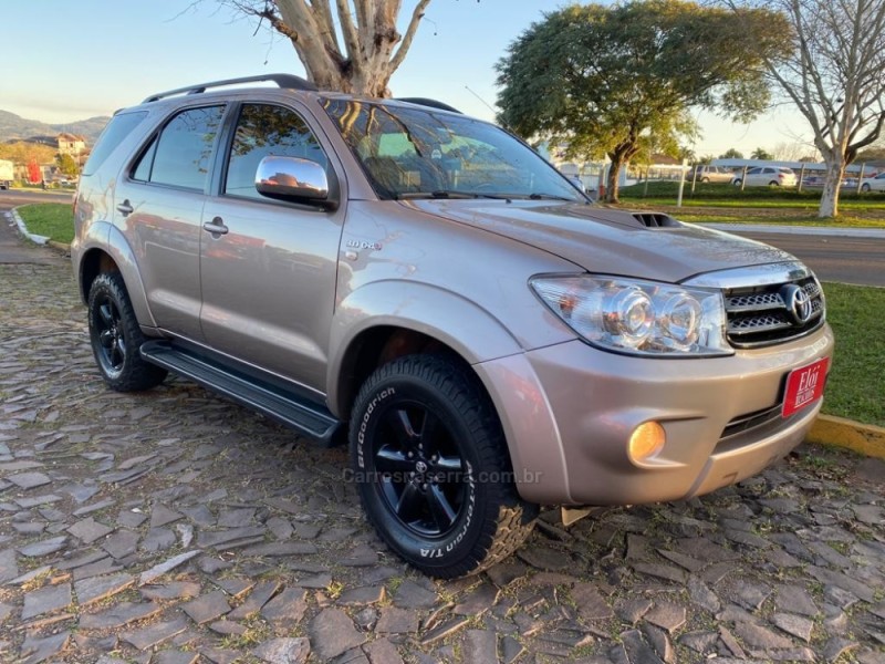HILUX SW4 3.0 SRV 4X4 7 LUGARES 16V TURBO INTERCOOLER DIESEL 4P AUTOMÁTICO - 2009 - DOIS IRMãOS
