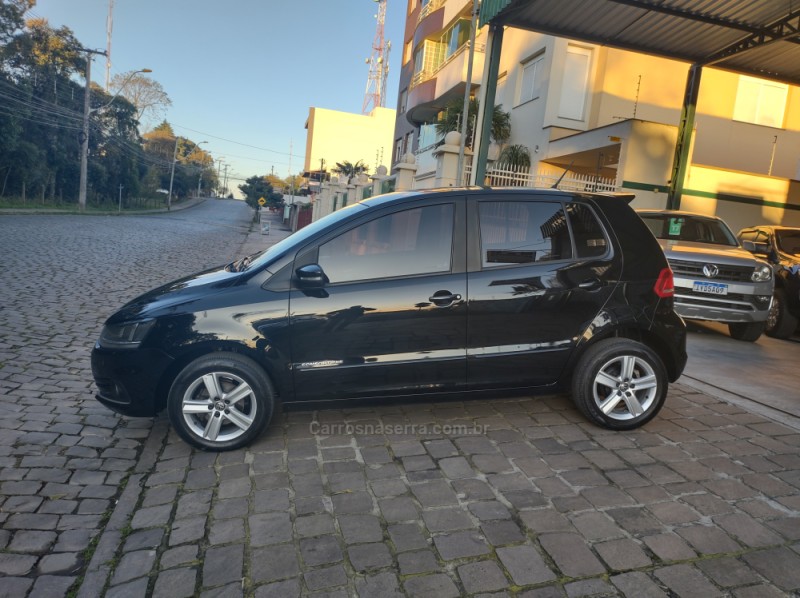 FOX 1.0 MPI COMFORTLINE 12V FLEX 4P MANUAL - 2016 - CAXIAS DO SUL