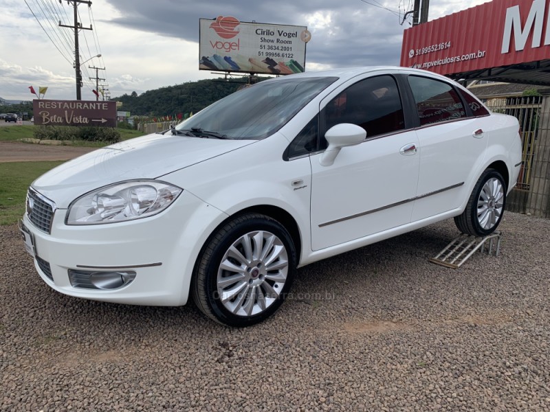 LINEA 1.8 ABSOLUTE 16V FLEX 4P AUTOMATIZADO - 2013 - BOM PRINCíPIO