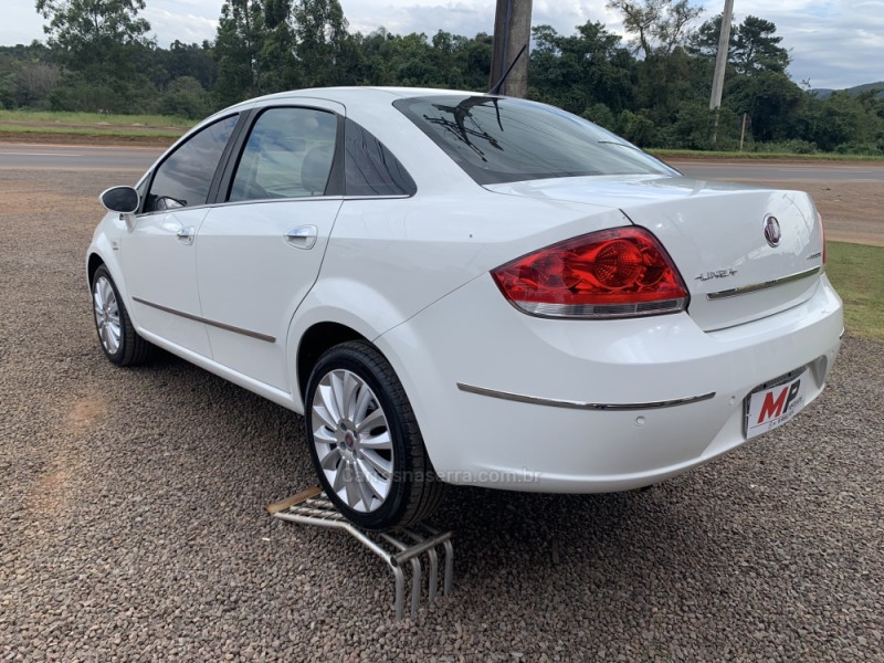 LINEA 1.8 ABSOLUTE 16V FLEX 4P AUTOMATIZADO - 2013 - BOM PRINCíPIO