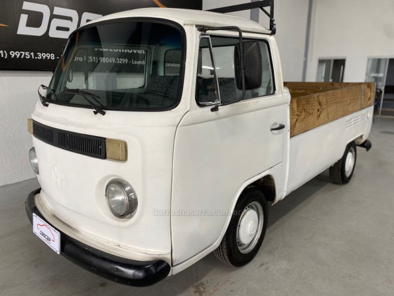 KOMBI 1.6 PICK-UP CS 8V GASOLINA 2P MANUAL - 1986 - BOM PRINCíPIO